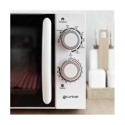 MICROONDAS CON GRILL 20L. 800W. GRUNKEL