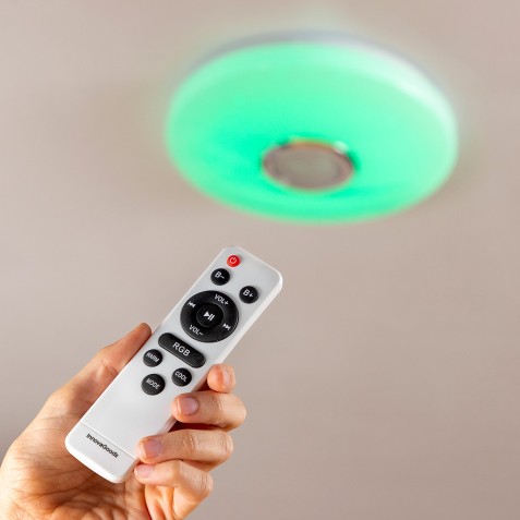 LAMPARA LED RGB CON ALTAVOZ BLUETOOTH...