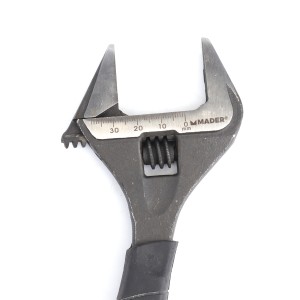LLAVE INGLESA 8" · 200MM MANGO...