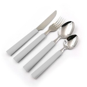 SET 16 CUBIERTOS MANGO PLASTICO QUTTIN