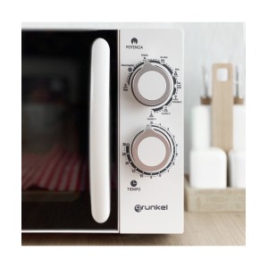 MICROONDAS CON GRILL 20L. 800W. GRUNKEL